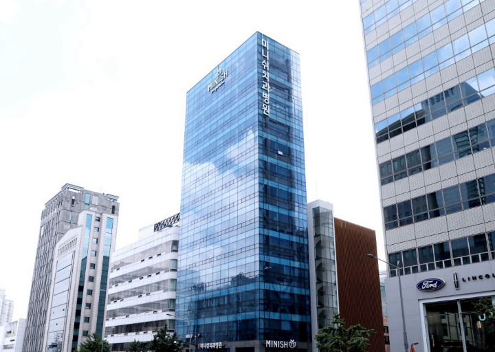 MINISH Dental Hospital Clinic in Seoul